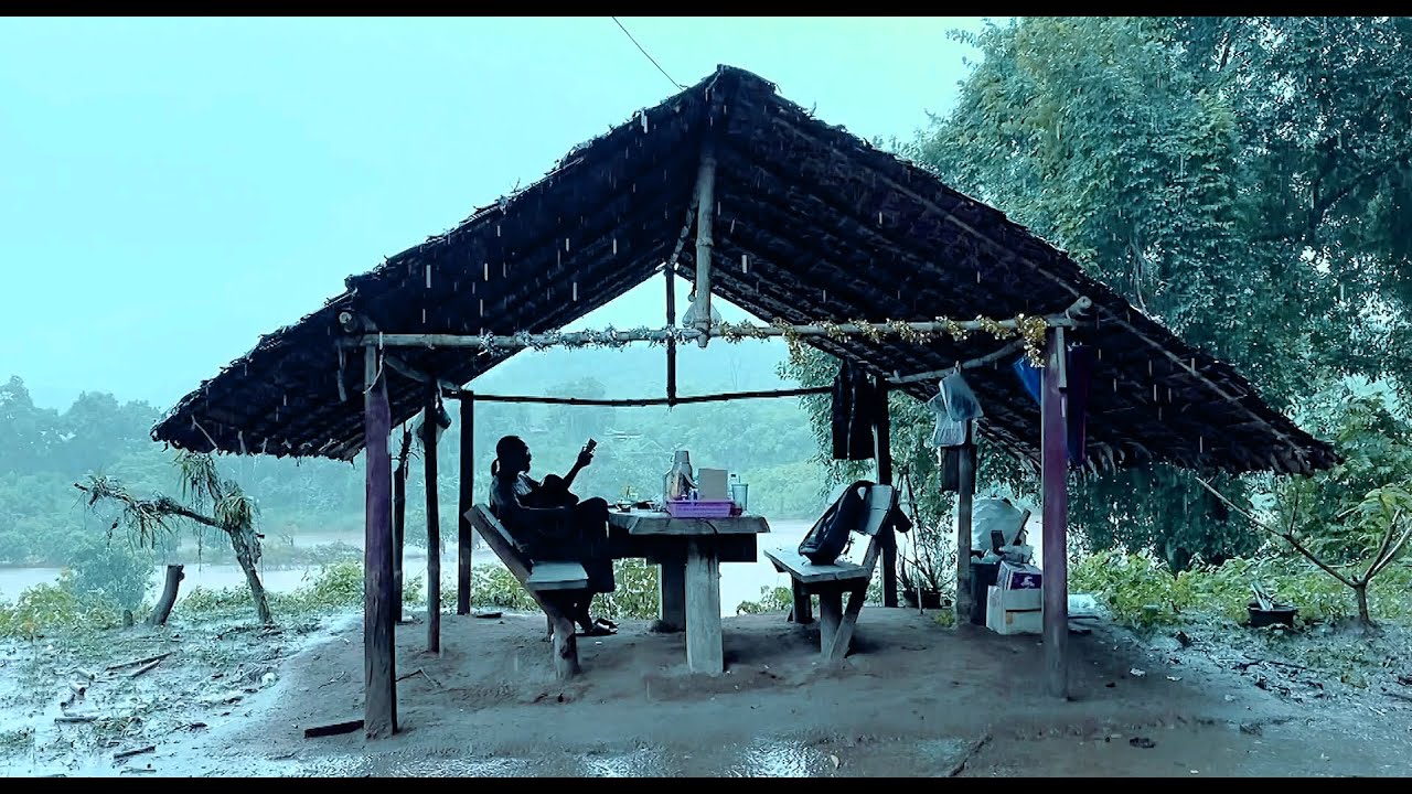 圧政が続くミャンマーで民主化のため闘うセルフドキュメンタリー「夜明けへの道」予告（映画ナタリー）- Yahoo!ニュース
