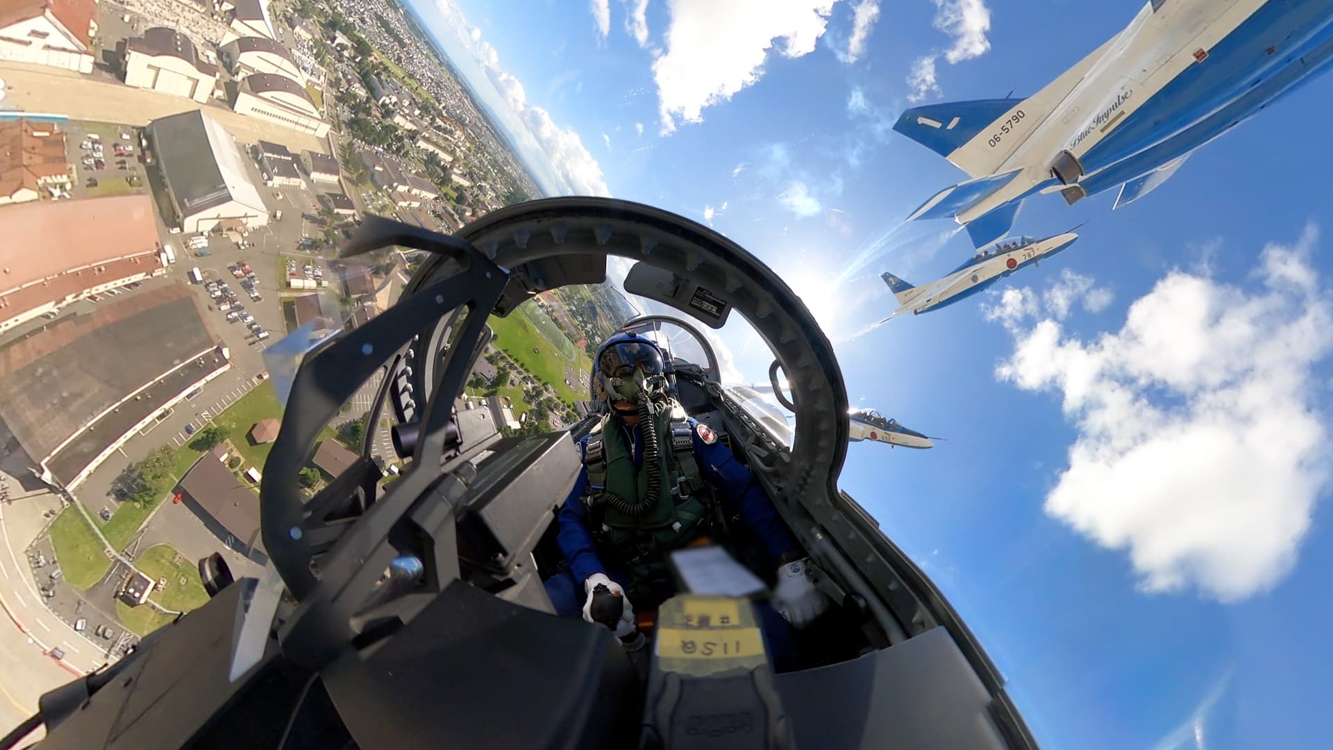 360度カメラで体感する時速800キロの極限世界――『劇場版 ブルーインパルスの空へ』12月11日公開決定!ナレーションに森崎ウィン